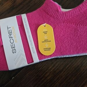 Pink Athletic Socks with Comfort and Style